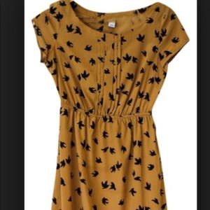 Old Navy Black Sparrow Dress is Mustard Brown xxl